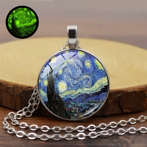 Van Gogh Starry Night Luminous Necklace Glow In The Dark Artistic Time Gem Glass Cabochon Round Pendant Alloy Vintage Jewelry