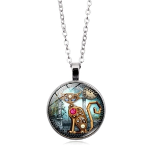 Collier avec pendentif chat steampunk, engrenages mécaniques et cabochon en verre