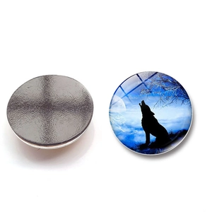 Detailed front and back view of 25mm howling wolf glass dome magnet for fridge decoration