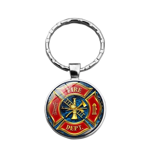 Llavero de bomberos con Cruz de Malta roja y colgante de cristal en metal plateado