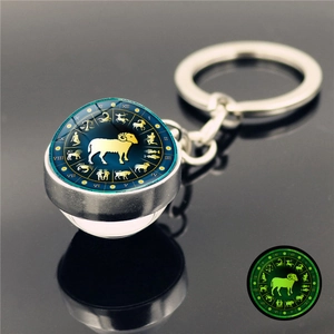 Porte-clés signe du zodiaque Bélier lumineux avec boule de cristal et anneau métal