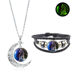 Parure bijoux Capricorne avec collier pendentif lune lumineuse et bracelet tressé