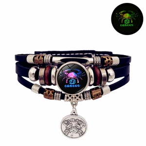Bracciale multistrato in pelle segno Cancro luminoso con cabochon in vetro lucido