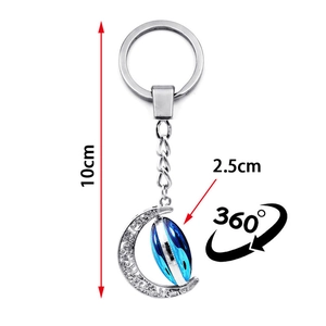 Rotating Yin Yang Tai Chi moon pendant keychain in alloy metal for bags and car keys