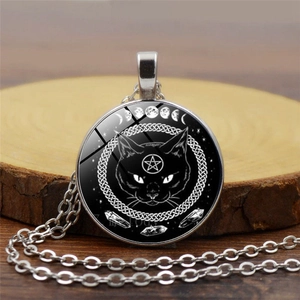 Gothic Black Cat Pentagram Moon Phase Glass Cabochon Necklace Retro Alloy Animal Pendant Necklace Halloween Jewelry For Men Women