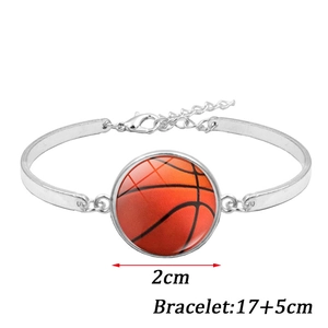 Bracelet argenté détaillé avec cabochon en verre de basket de 2cm et fermoir mousqueton