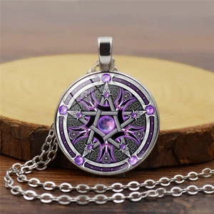 Collier Pendentif Pentagramme Déesse Triple Lune Vintage pour Femmes Hommes Alliage Verre Gemme de Temps Bijoux Wiccan Mystérieux