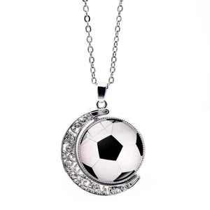 Collier Sport Lune Rotative Double Face Basketball Football Baseball Volleyball Croissant de Lune Pendentif en Alliage