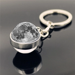 Portachiavi sfera di vetro luna con texture lunare 3D e anello in metallo argento