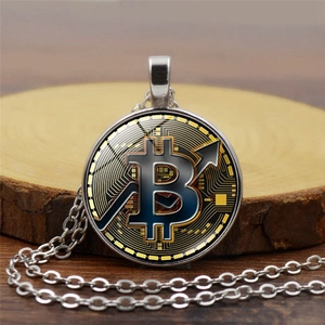 Collar con Colgante de Bitcoin de Moda Símbolo de Bitcoin Patrón de Placa de Circuito Aleación Vidrio Collar Unisex Joyería de Regalo