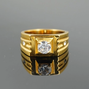 Classic men's titanium steel gold ring with large round crystal and geometric band