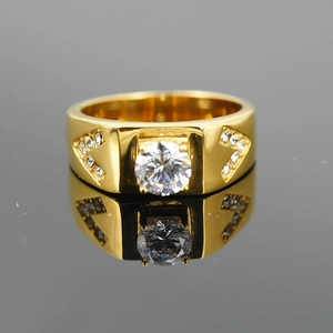 Classic men's titanium steel gold ring featuring a central round diamond and side accents