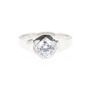 Classic silver titanium steel solitaire ring with geometric octagonal setting for couples