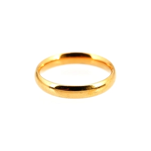 Classic polished gold titanium steel minimalist band ring for men and women