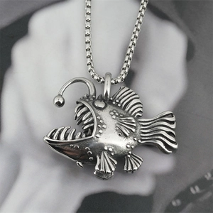 Vintage Stainless Steel Anglerfish Pendant Necklace Men Deep Sea Glow Fish Hip Hop Street Punk Gothic Animal Sweater Chain Jewelry