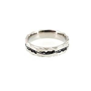 Polished titanium steel dragon pattern ring with irregular sawtooth edges and silver finish