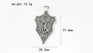 Detailed view of Viking dragon pendant with weight 16.3g and 37.6mm height specs