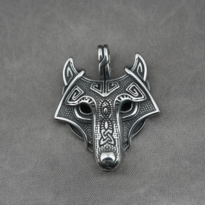 Collier avec pendentif tête de loup Viking Celte en acier inoxydable argent vieilli