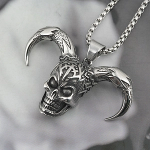 Gothic bull horn skull pendant necklace in vintage silver finish with box chain