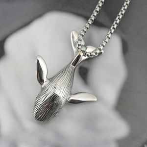 Minimalist silver titanium steel whale pendant necklace with a classic box chain for men