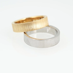 Minimalist brushed titanium steel rings set for couples in gold and silver finish
