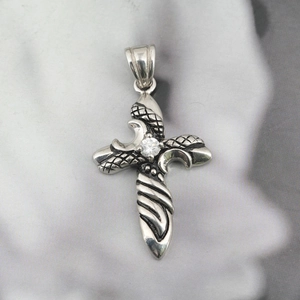 Gothic Stainless Steel Cross Pendant Necklace For Men Women Retro Engraved Snake Scale Rhinestone Hip Hop Jewelry Gift