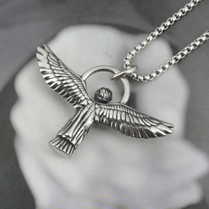 Retro titanium steel eagle wing pendant necklace with square box chain for men and women