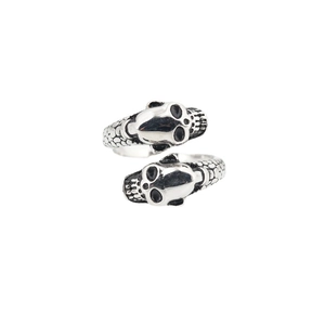 Gothic retro skull open ring in vintage silver finish with textured scales and dual skulls