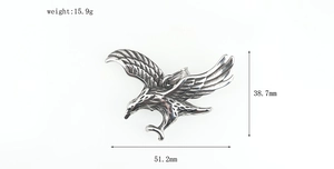 Detailed size chart for the stainless steel eagle pendant showing 51.2mm width and 15.9g weight