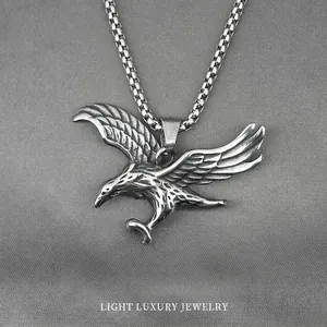 Vintage Titanium Steel Flying Eagle Pendant Necklace Retro Distressed Stainless Steel Hawk Charm Jewelry For Men