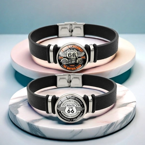 Bracelets Route 66 classiques en cuir PU noir avec motifs de moto vintage