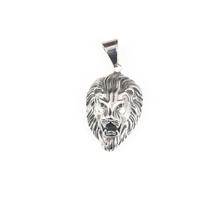 Collar con colgante de cabeza de león de acero de titanio estilo punk para hombres