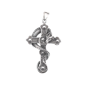 Gothic vintage silver dragon cross necklace pendant with skull detail in stainless steel