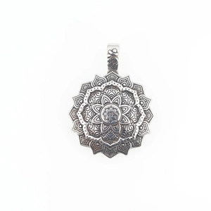Collana con ciondolo mandala loto vintage in acciaio inossidabile con simbolo Om