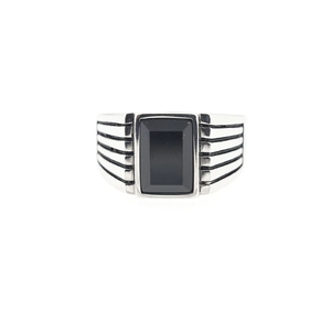 Anello vintage da uomo in acciaio al titanio con ossidiana nera rettangolare e scanalature