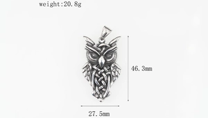 Detailed macro view of vintage owl pendant with dimensions 46.3mm by 27.5mm