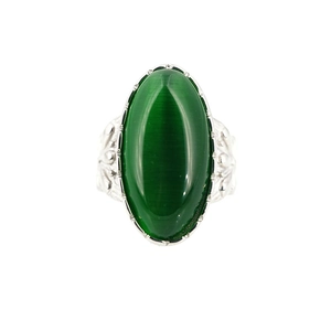 Anello vintage in acciaio argento con occhio di gatto verde ovale e incisioni floreali