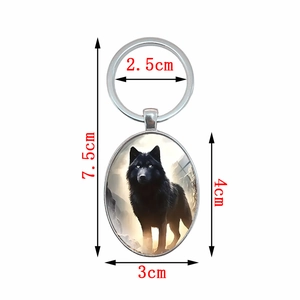 Dimensions du porte-clés loup ovale montrant 7,5cm de long et 2,5cm de diamètre d'anneau