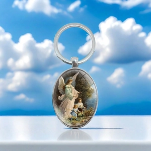 Vintage Guardian Angel Art Oval Pendant Keychain Antique Metal Key Ring Religious Gift For Kids Women Accessories