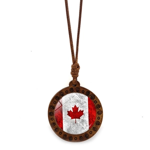 Retro Canada Flag Wood Pendant Necklace For Men Women Ethnic Round Maple Leaf Glass Time Gem Handmade Woven Rope Jewelry