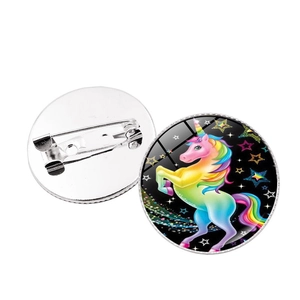 Spilla smaltata con unicorno arcobaleno carino e stelle con chiusura a spillo argentata