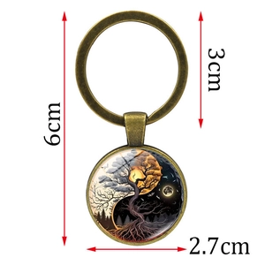 Porte-clés Arbre de Vie soleil et lune en bronze avec dimensions de 6cm par 3cm