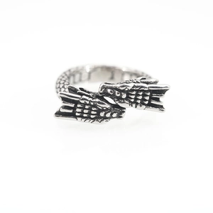 Vintage titanium steel double dragon head ring with detailed scales and punk aesthetic