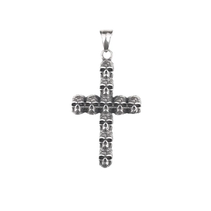 Pendentif croix tête de mort gothique en acier titane argenté vieilli pour hommes