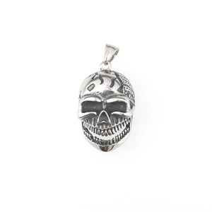 Pendentif tête de mort vintage en acier inoxydable noirci pour collier rétro