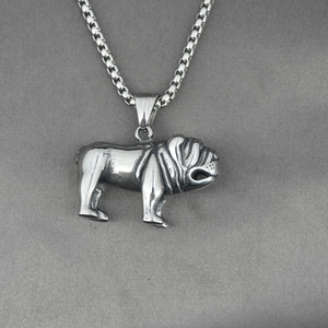 Collier pendentif bouledogue réaliste en acier titane avec chaîne box argent rétro