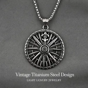 Collana con Ciondolo a Bussola Vintage in Acciaio Inossidabile per Uomo Argento Antico Giglio Astrolabio Nautico Gioielli Gothic Punk