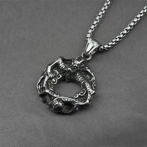Collier avec pendentif dragon en acier titane argenté et bague gravée de style punk