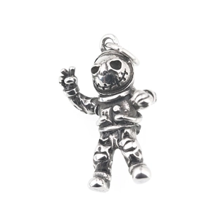 Retro titanium steel astronaut skull pendant necklace with vintage oxidized finish