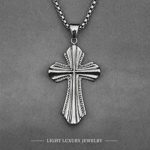 Vintage Stainless Steel Cross Pendant Necklace For Men Retro Embossed Sunburst Religious Punk Gothic Jewelry Accessory